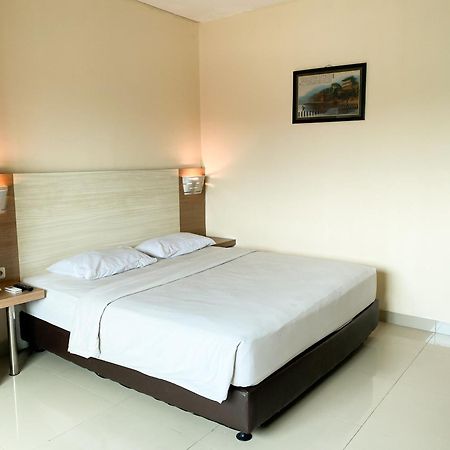 Winstar Hotel Pekanbaru Eksteriør billede