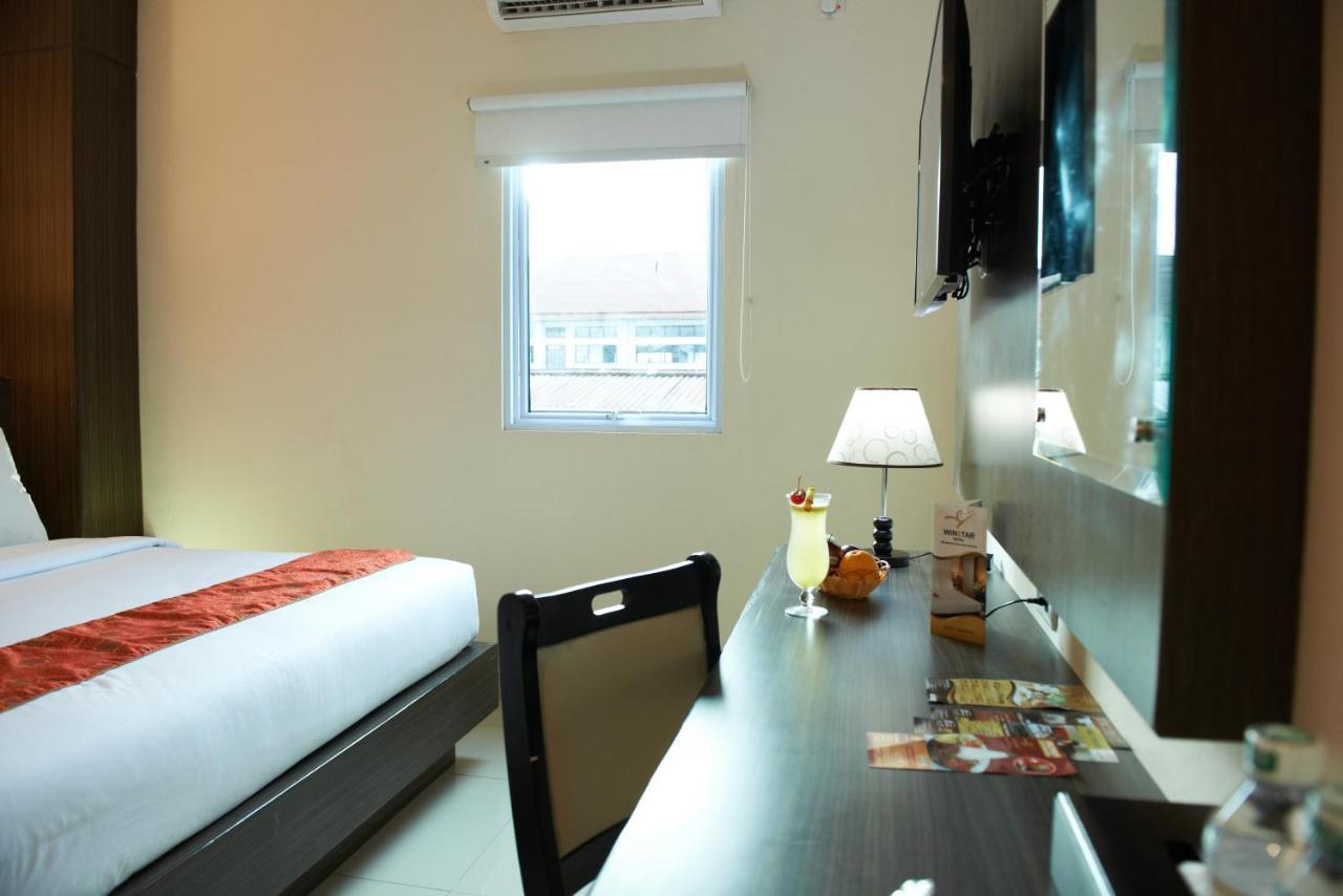 Winstar Hotel Pekanbaru Eksteriør billede